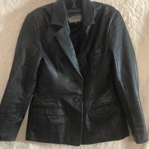 Genuine leather UNIK Premium brand Jacket Women medium inner/outer pockets